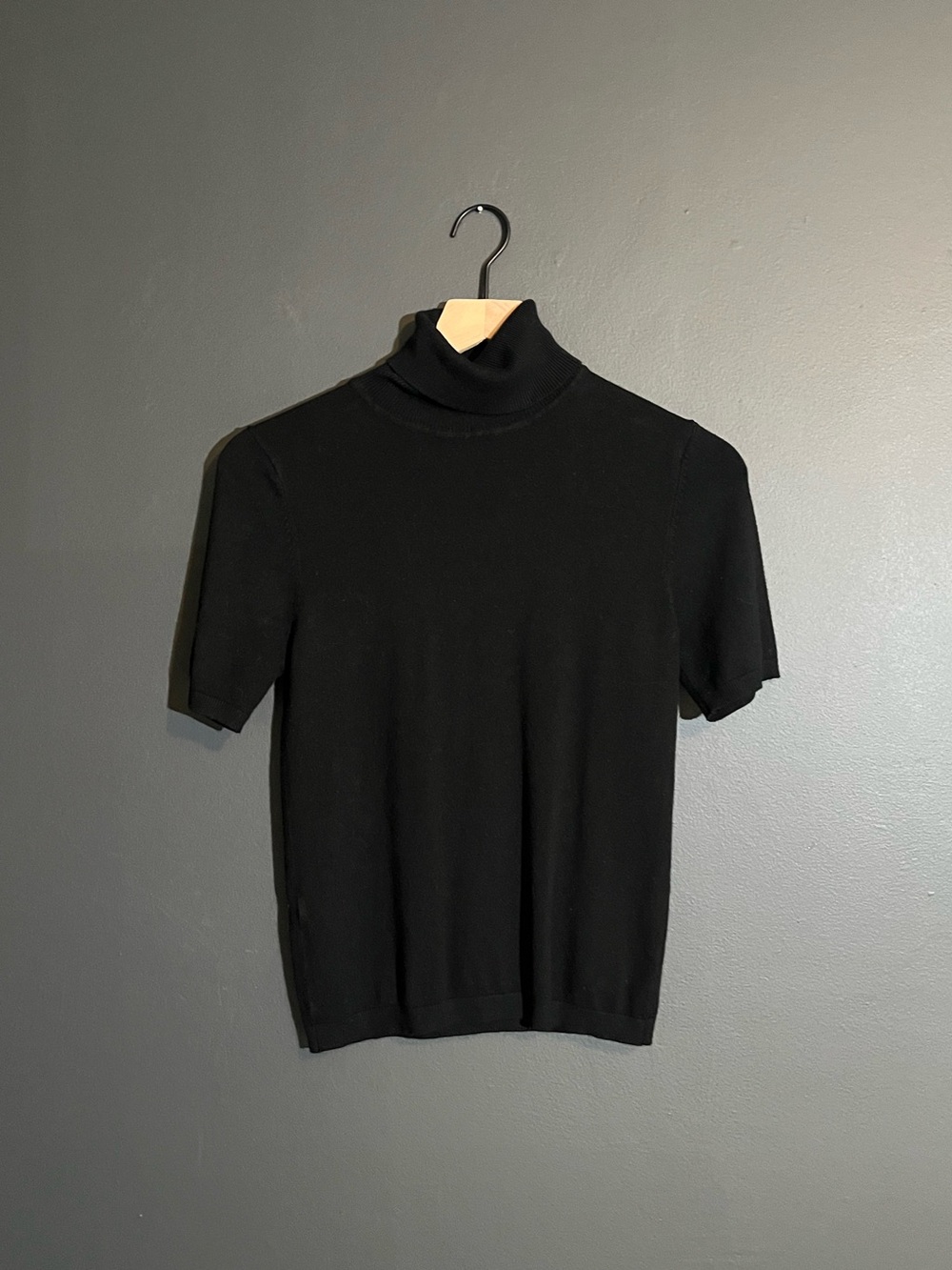 Mango Black Short Sleeve Turtleneck Sweater Knit Top Minimalist - Size S